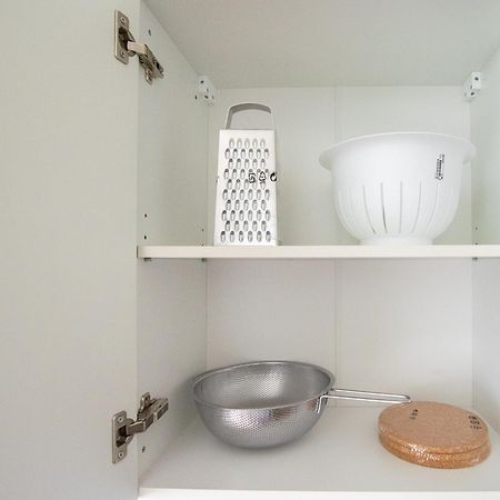 Raj Living - Studio Wohnungen - 15 Min Zur Messe Dus デュッセルドルフ エクステリア 写真